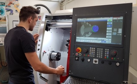 CNC Maschine für Werkstätten